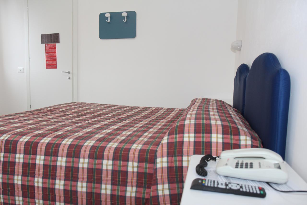 ריולו טרמה Hotel Cristallo מראה חיצוני תמונה