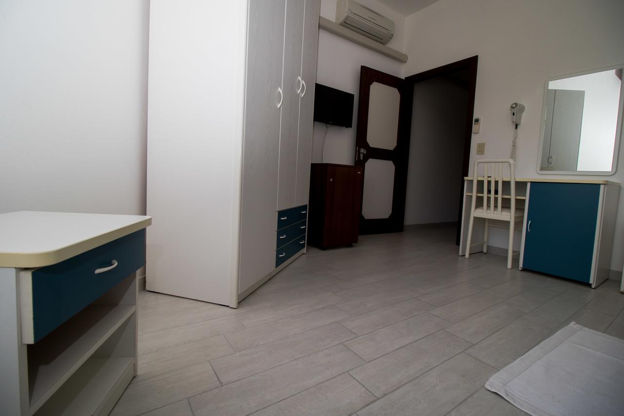 ריולו טרמה Hotel Cristallo מראה חיצוני תמונה