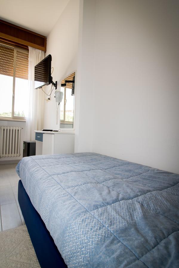 ריולו טרמה Hotel Cristallo מראה חיצוני תמונה